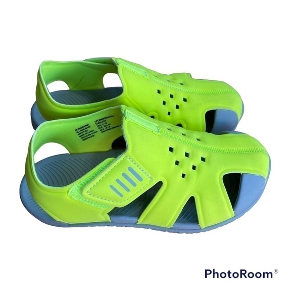 Wonder Nation Yellow Sandals 11-12 Toddler Shoes Closed Toe - Picture 1 of 6
